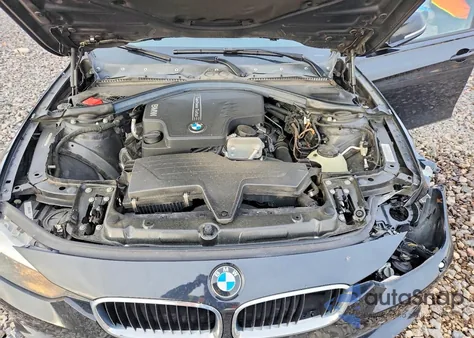 2014 BMW 320 I xDrive z USA, uszkodzony, nr VIN WBA3C3G54ENS67155